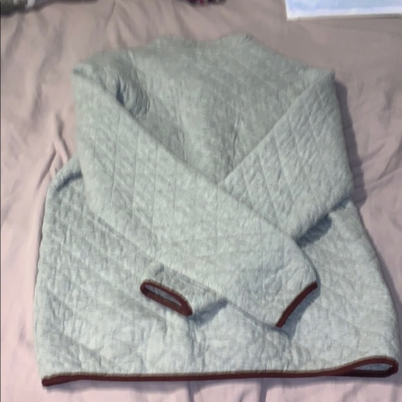 Half button up sweater! - Picture 4 of 4